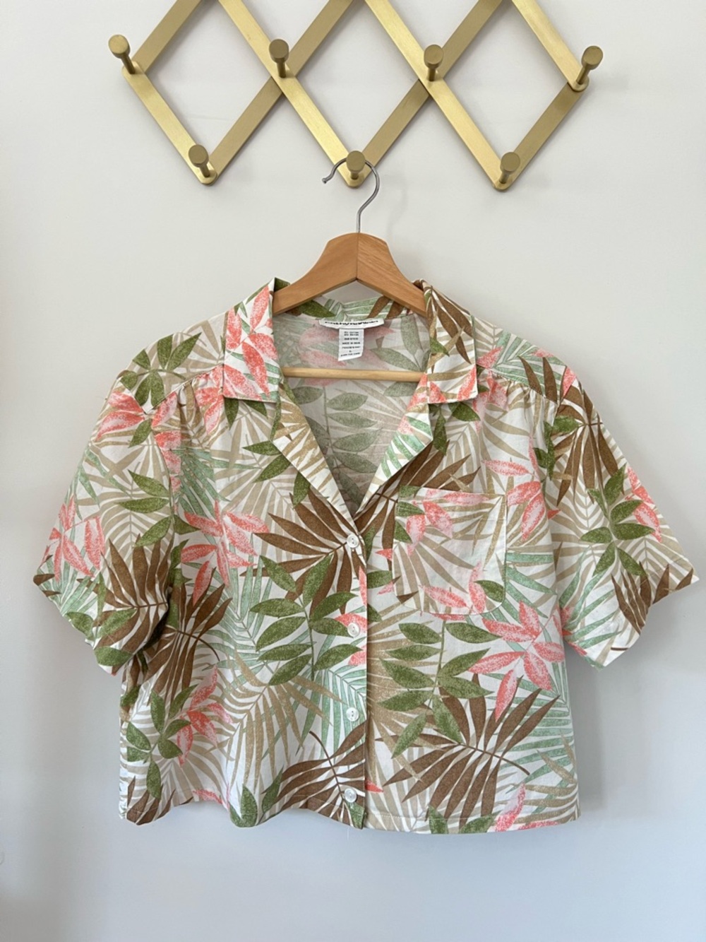 Vintage Cropped Pastel Fronds Top - Picture 7 of 7